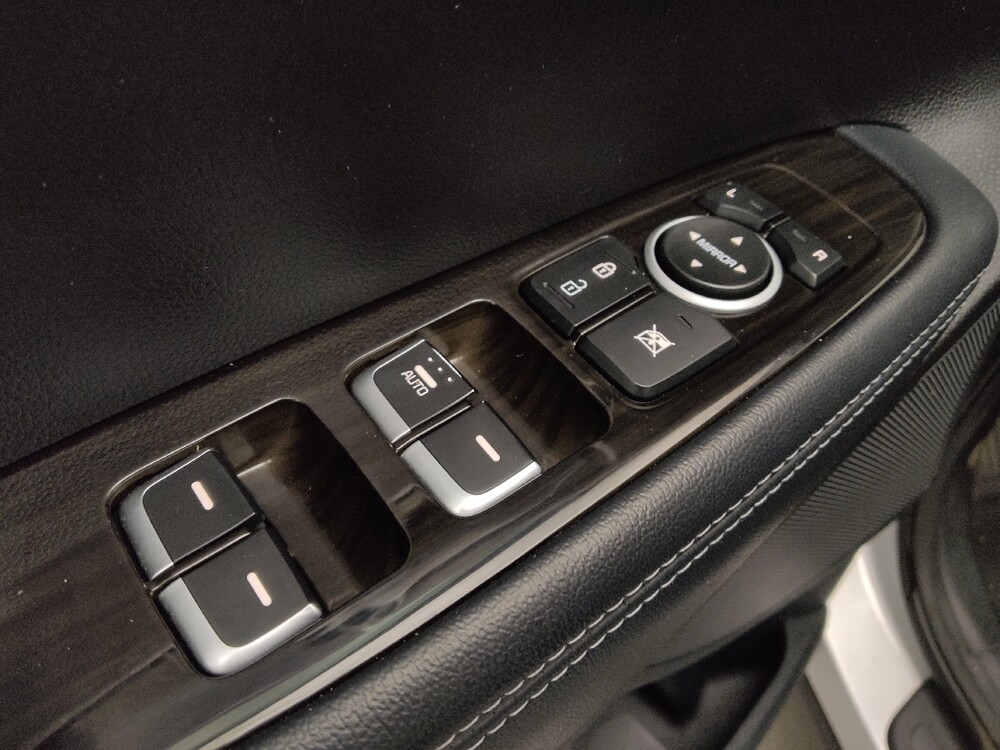 2019 Kia Sorento in Lakewood, CO 80215 - 18097132 27