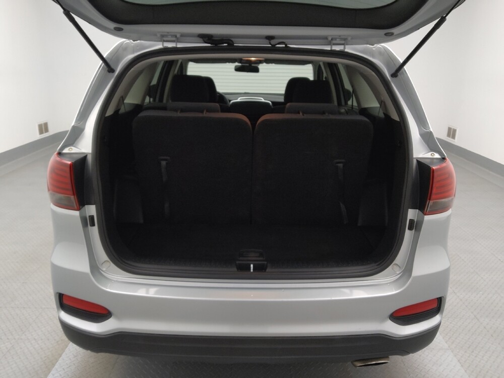 2019 Kia Sorento in Lakewood, CO 80215 - 18097132 29