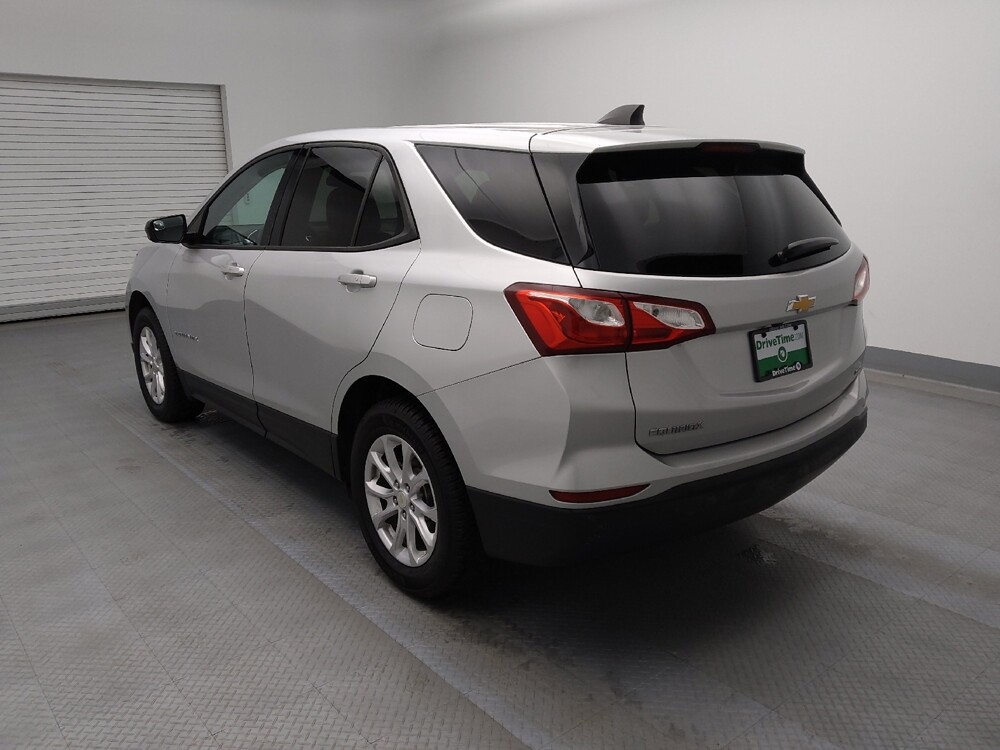 2019 Chevrolet Equinox in Lakewood, CO 80215 - 18097133 5