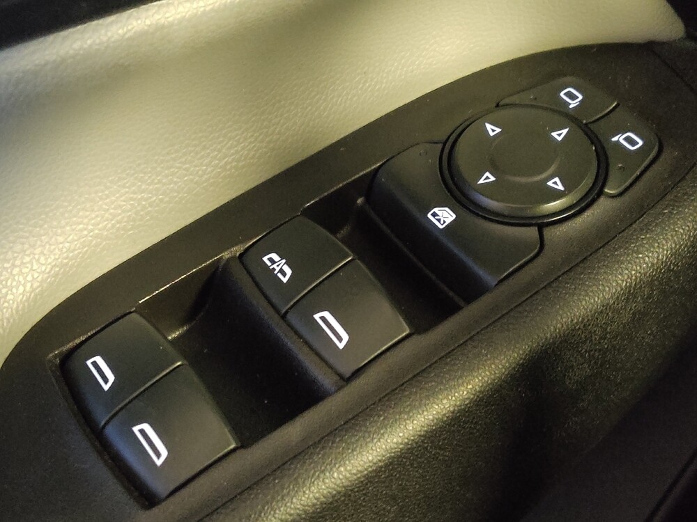 2020 Chevrolet Equinox in Houston, TX 77034 - 18097140 27