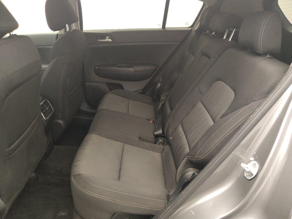 2017 Kia Sportage in Houston, TX 77034 - 18097141 18