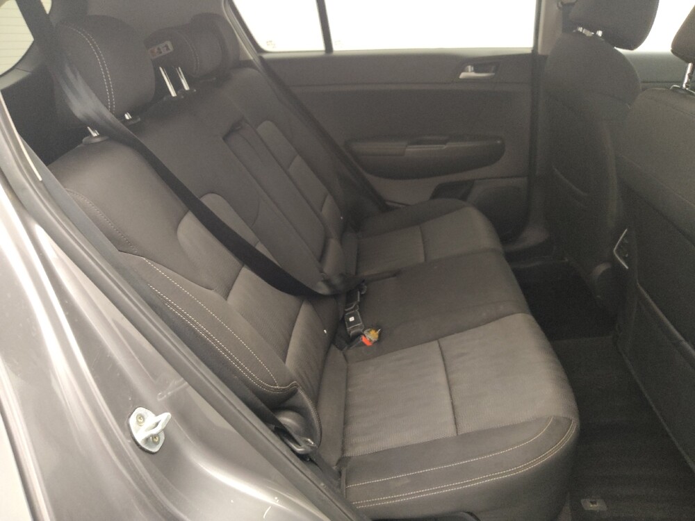 2017 Kia Sportage in Houston, TX 77034 - 18097141 19