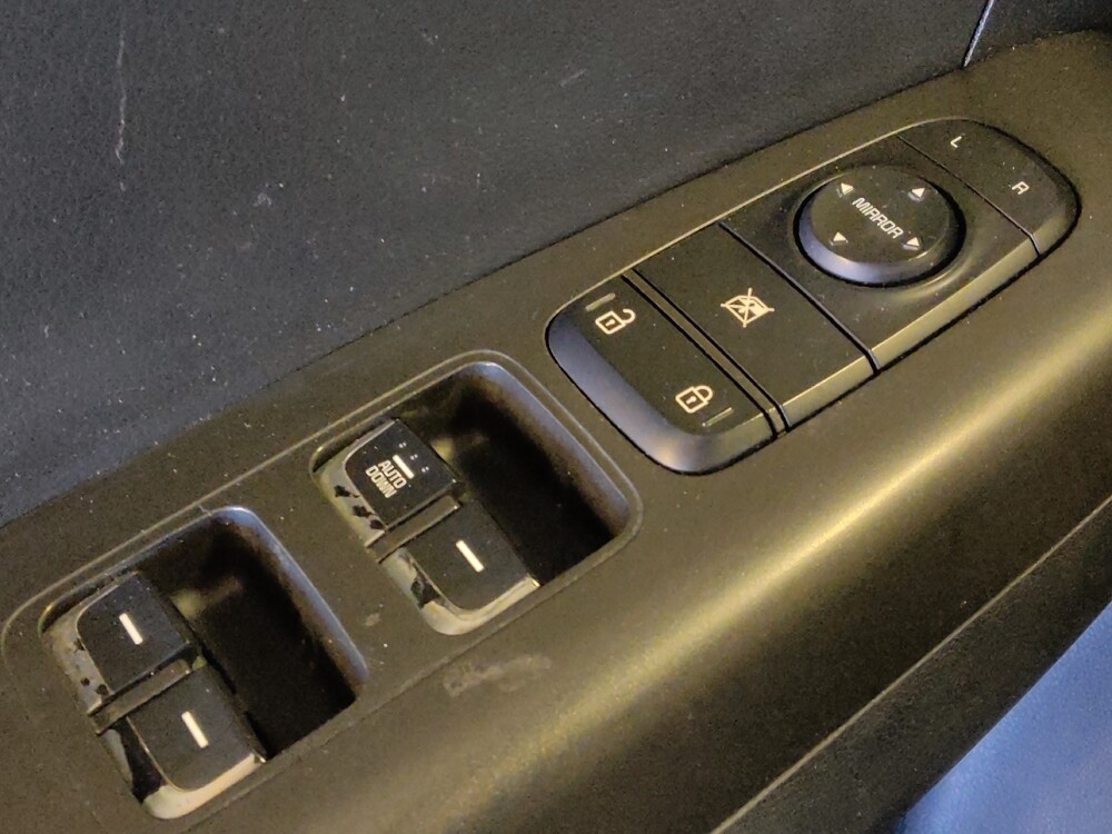 2017 Kia Sportage in Houston, TX 77034 - 18097141 27