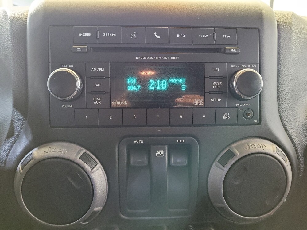 2015 Jeep Wrangler in Fairfield, OH 45014 - 18097144 25