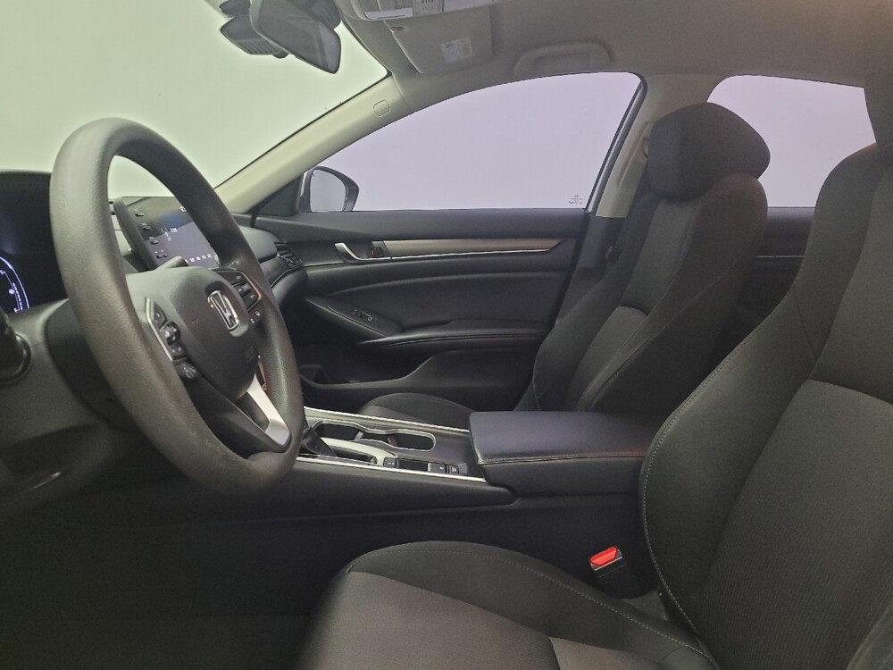 2018 Honda Accord in Fairfield, OH 45014 - 18097145 17