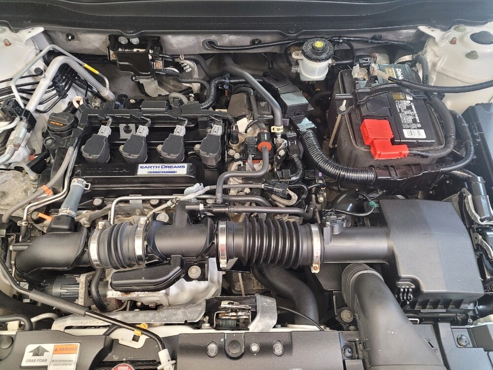 2018 Honda Accord in Fairfield, OH 45014 - 18097145 30