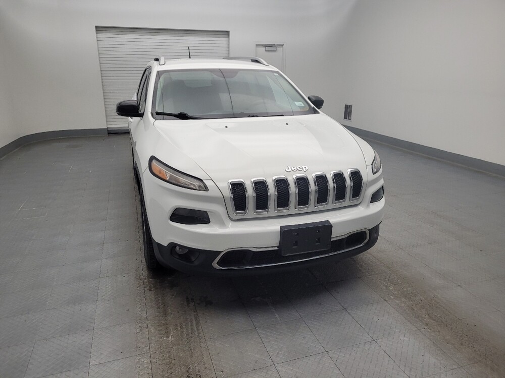 2015 Jeep Cherokee in Fairfield, OH 45014 - 18097147 14