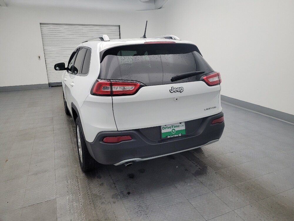 2015 Jeep Cherokee in Fairfield, OH 45014 - 18097147 6