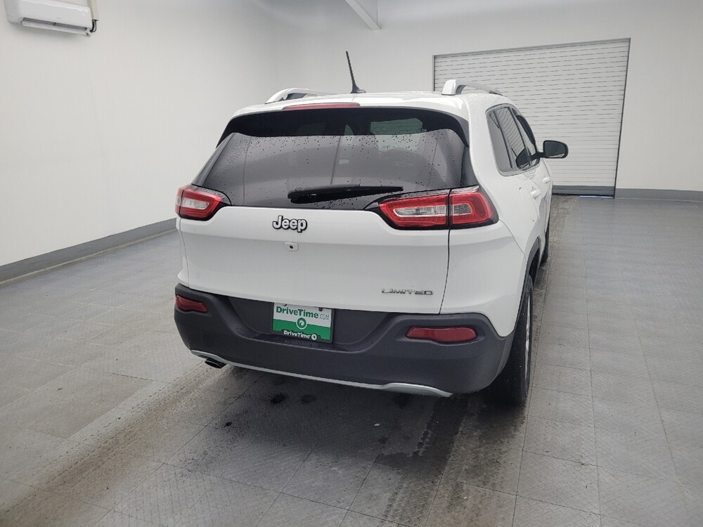2015 Jeep Cherokee in Fairfield, OH 45014 - 18097147 7