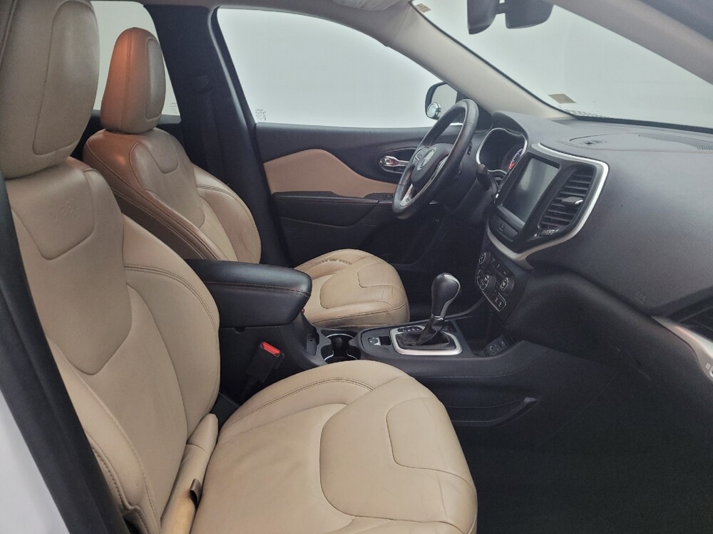 2015 Jeep Cherokee in Fairfield, OH 45014 - 18097147 21