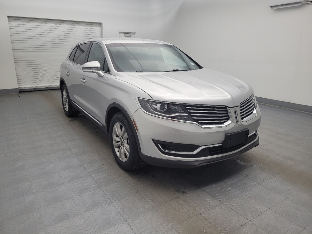 2016 Lincoln MKX in Fairfield, OH 45014 - 18097148 13