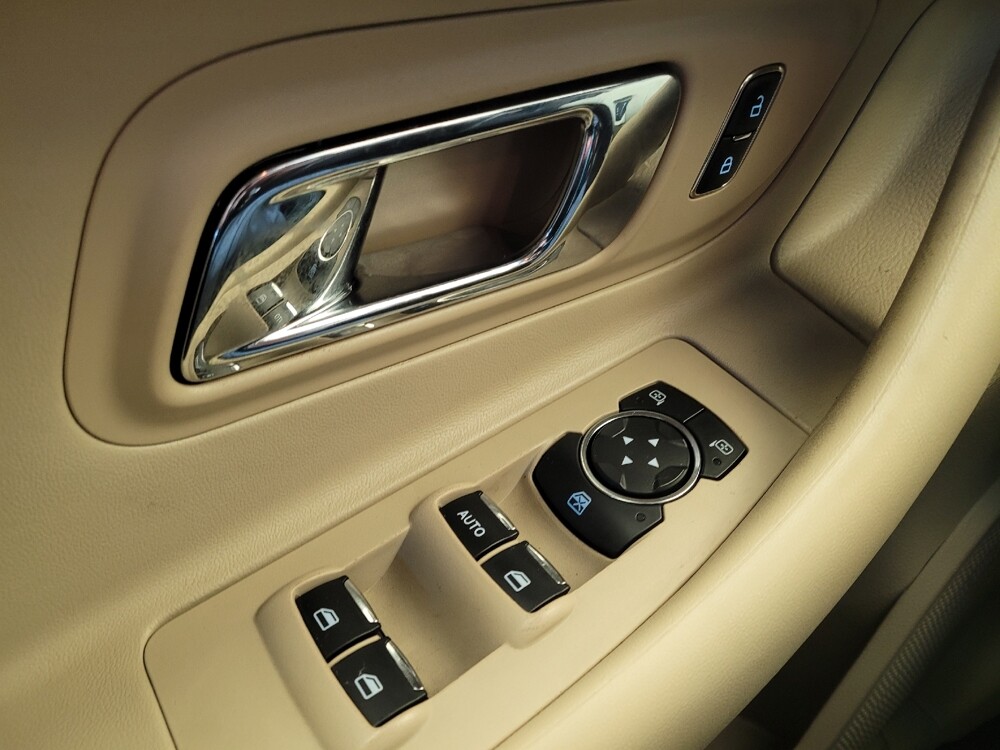 2013 Ford Taurus in Fairfield, OH 45014 - 18097153 27