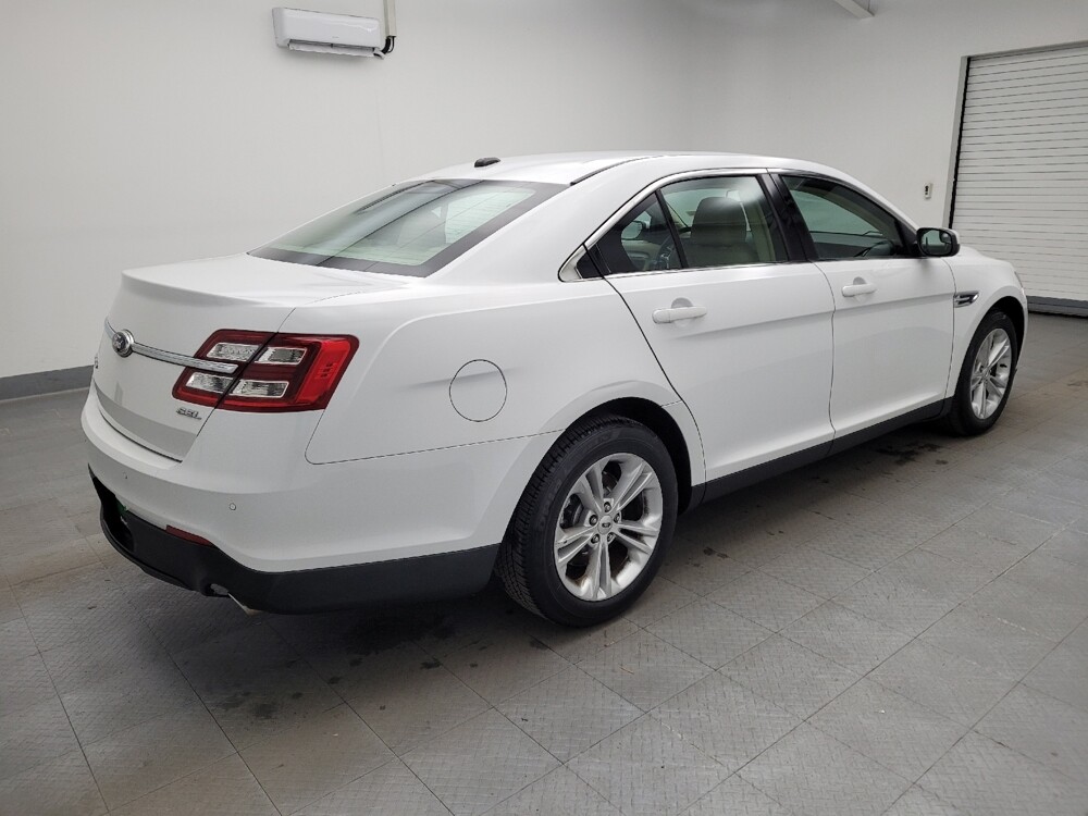 2013 Ford Taurus in Fairfield, OH 45014 - 18097153 10