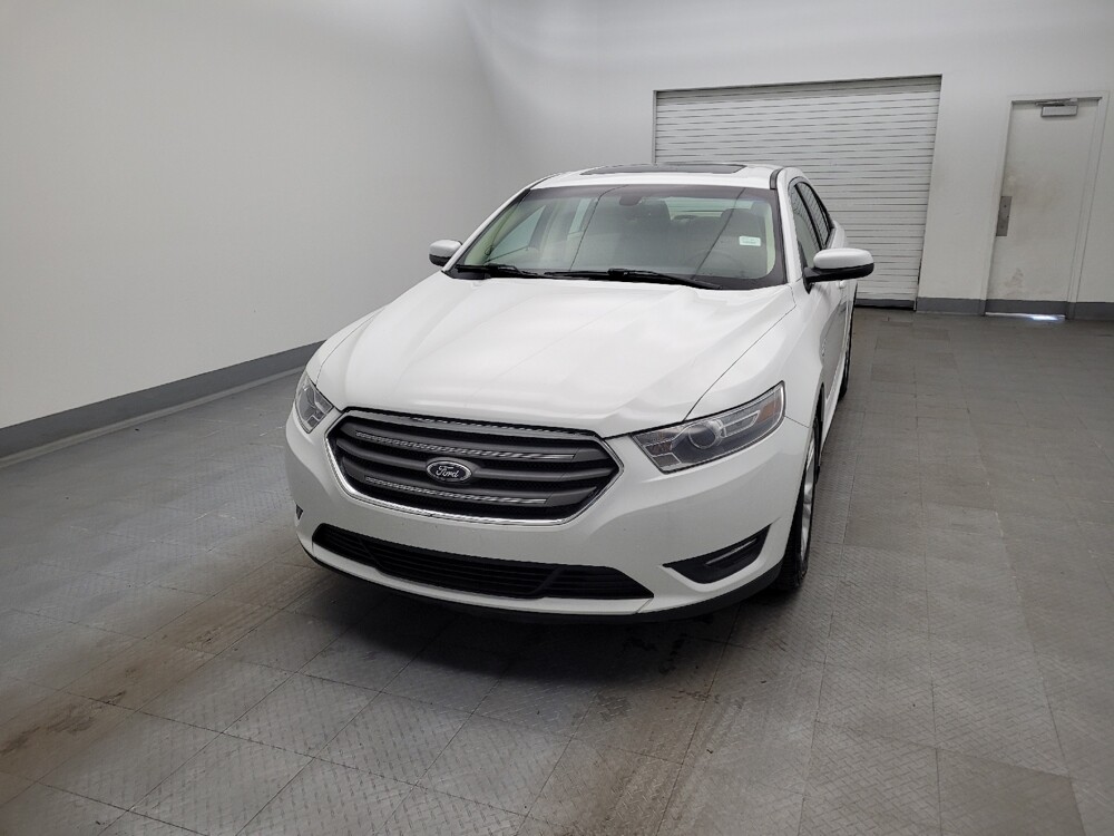 2013 Ford Taurus in Fairfield, OH 45014 - 18097153 15