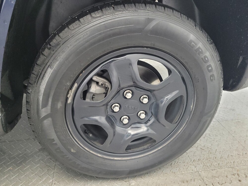 2018 Jeep Compass in Fairfield, OH 45014 - 18097154 31