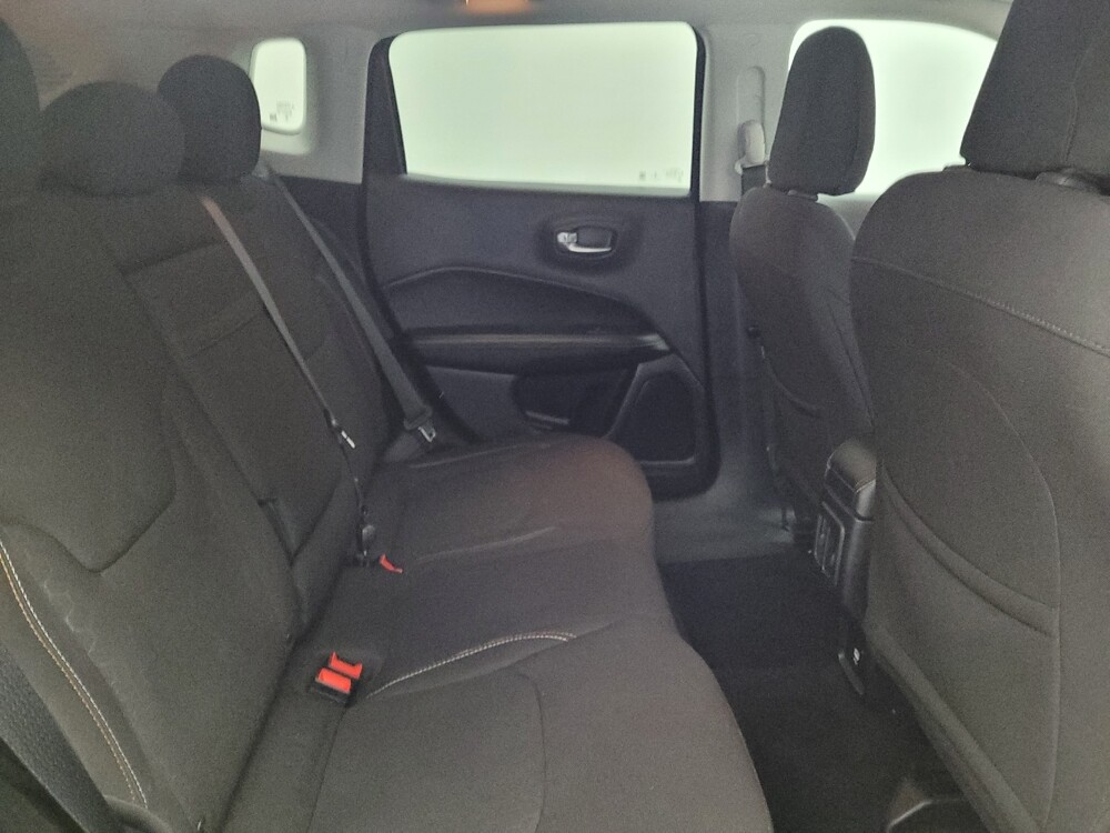 2018 Jeep Compass in Fairfield, OH 45014 - 18097154 19