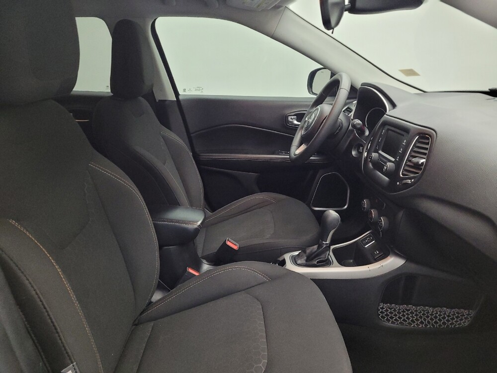 2018 Jeep Compass in Fairfield, OH 45014 - 18097154 21