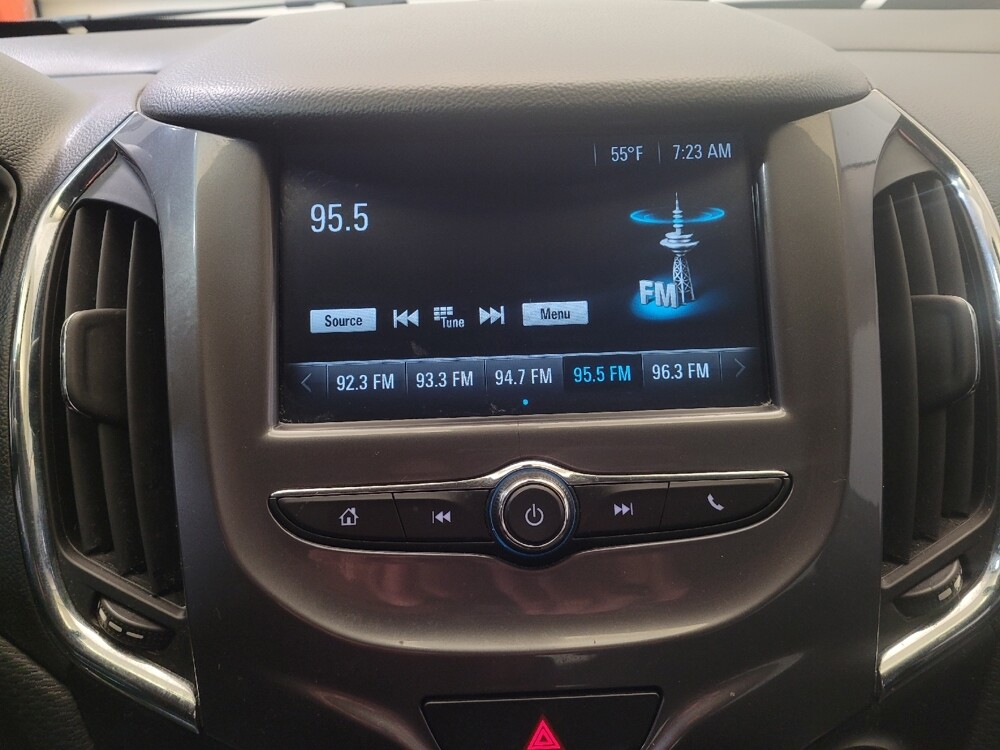 2018 Chevrolet Cruze in Fairfield, OH 45014 - 18097156 25