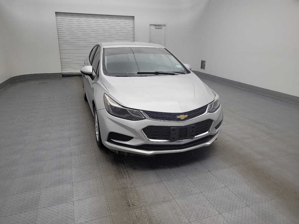 2018 Chevrolet Cruze in Fairfield, OH 45014 - 18097156 14