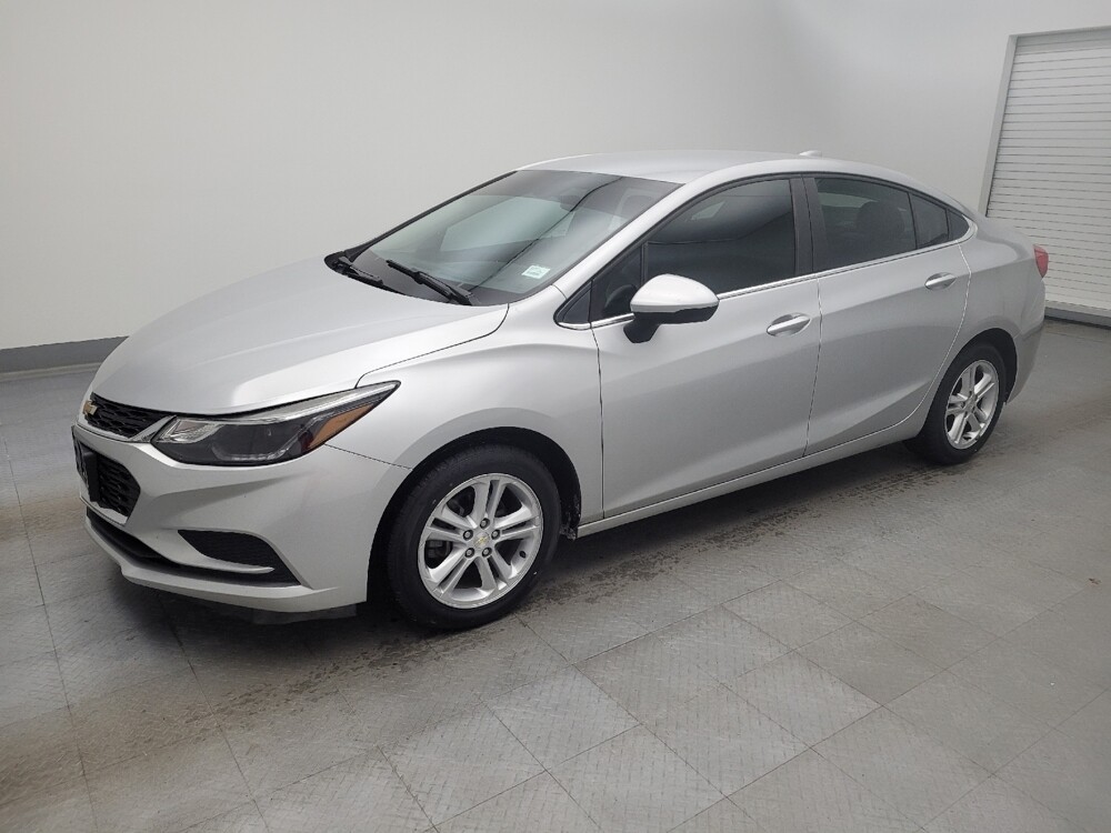 2018 Chevrolet Cruze in Fairfield, OH 45014 - 18097156 2