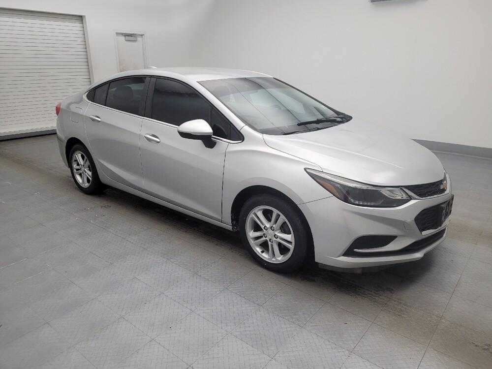 2018 Chevrolet Cruze in Fairfield, OH 45014 - 18097156 11