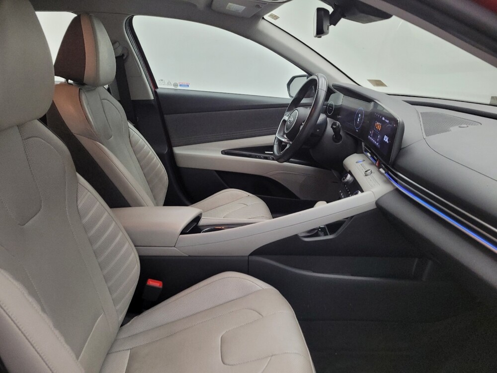 2021 Hyundai Elantra in Fairfield, OH 45014 - 18097157 21