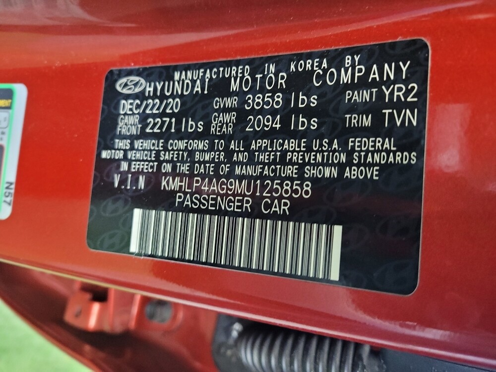 2021 Hyundai Elantra in Fairfield, OH 45014 - 18097157 33