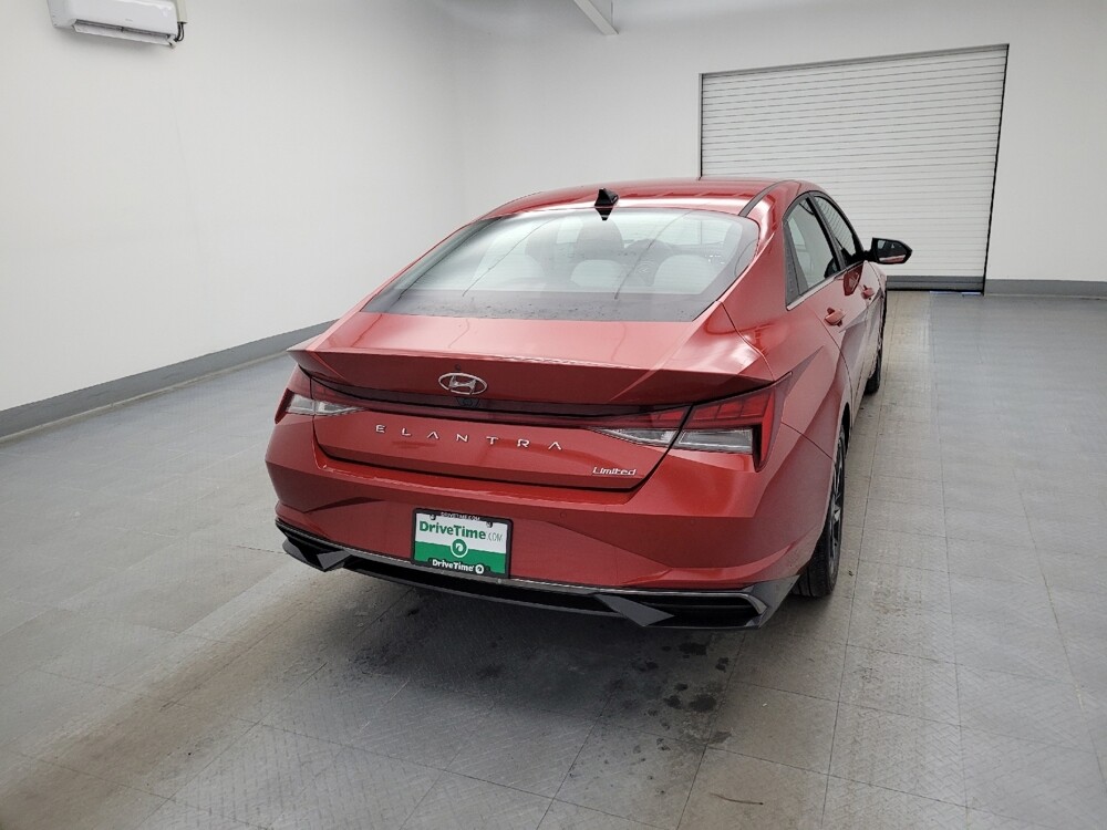 2021 Hyundai Elantra in Fairfield, OH 45014 - 18097157 7