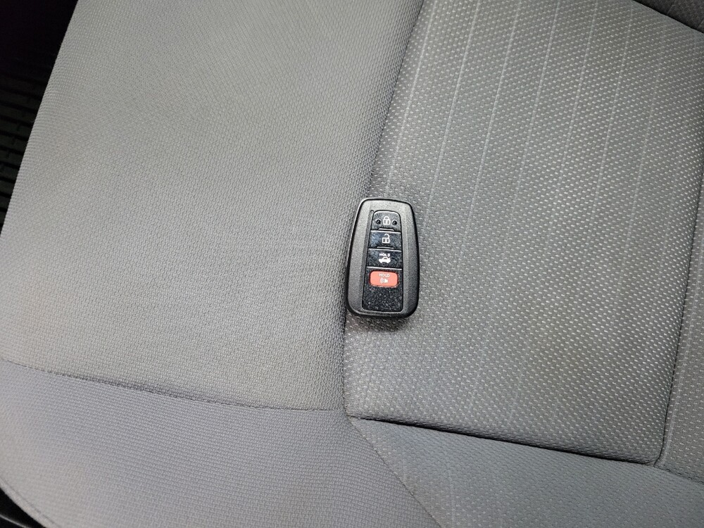 2021 Toyota Corolla in Pittsburgh, PA 15236 - 18097159 32