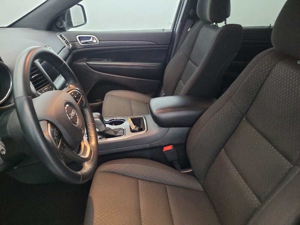 2020 Jeep Grand Cherokee in Pittsburgh, PA 15237 - 18097160 17