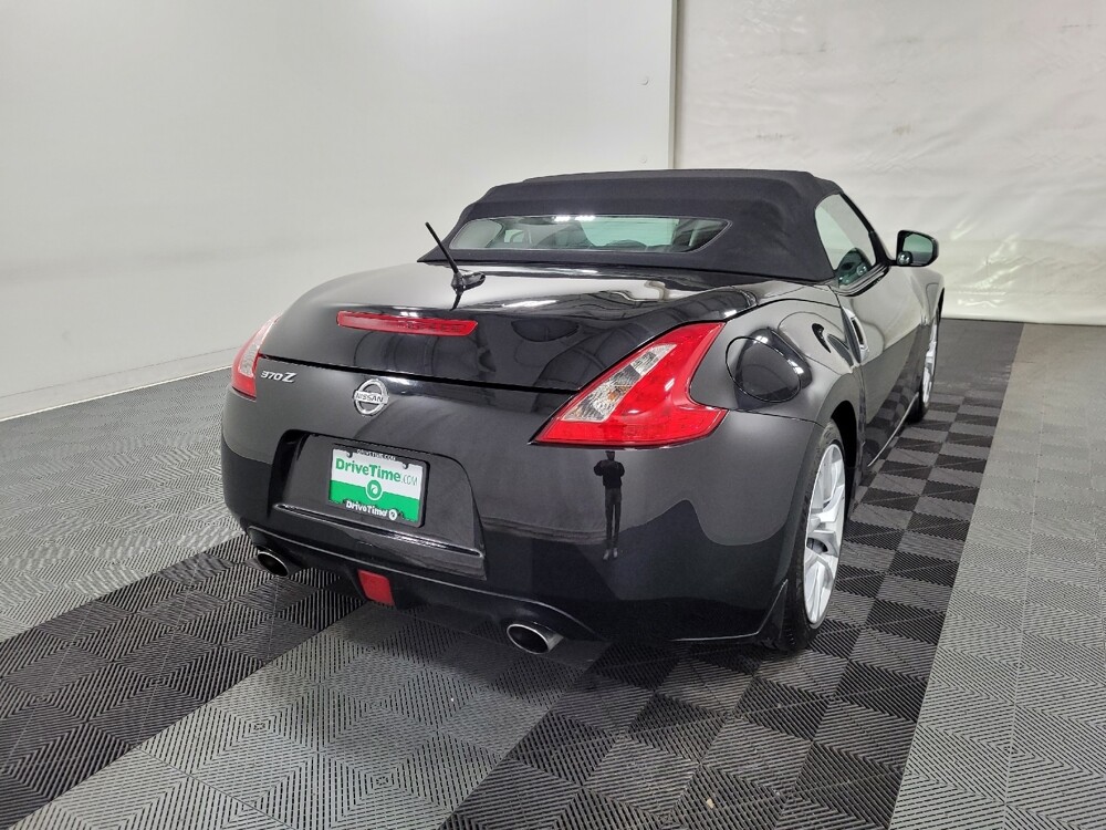 2014 Nissan 370Z in Pittsburgh, PA 15236 - 18097162 9