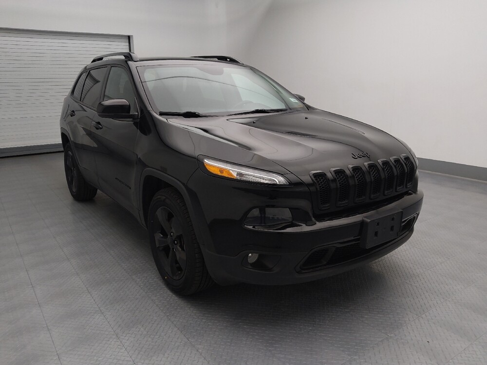 2018 Jeep Cherokee in Topeka, KS 66611 - 18097165 13