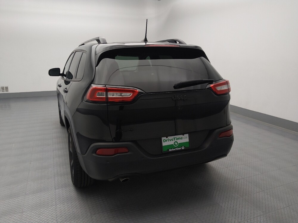 2018 Jeep Cherokee in Topeka, KS 66611 - 18097165 6
