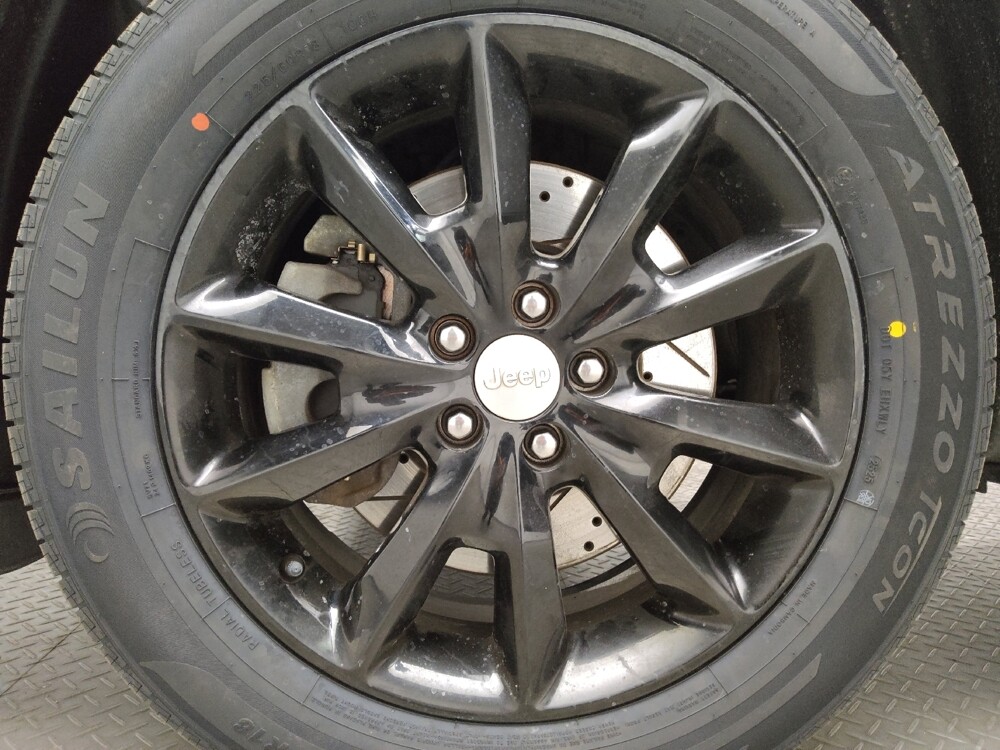 2019 Jeep Cherokee in Toledo, OH 43617 - 18097171 31