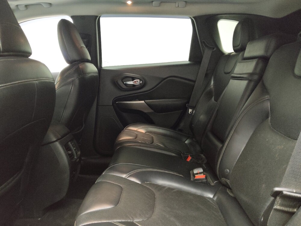 2019 Jeep Cherokee in Toledo, OH 43617 - 18097171 18