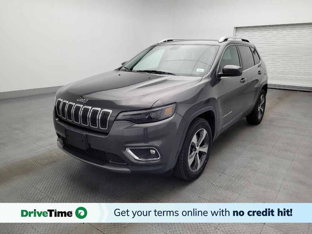 2019 Jeep Cherokee in Fayetteville, NC 28304 - 18097173