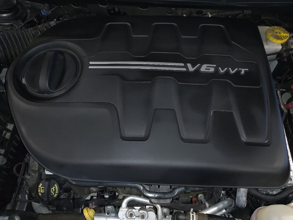 2019 Jeep Cherokee in Fayetteville, NC 28304 - 18097173 30