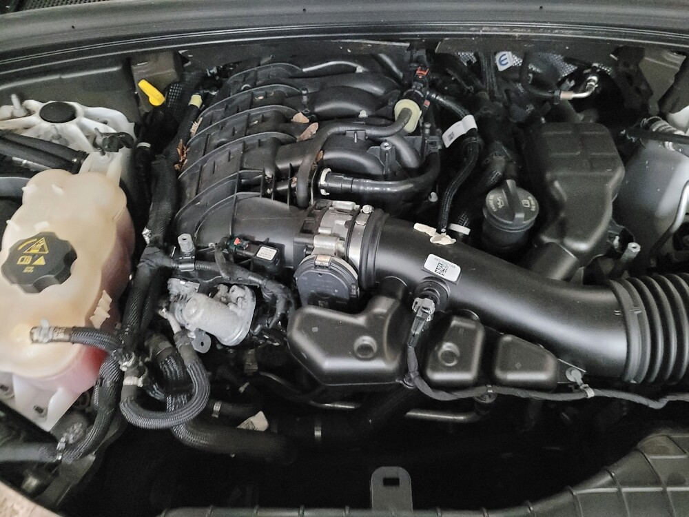 2021 Jeep Grand Cherokee L in Pittsburgh, PA 15237 - 18097174 30