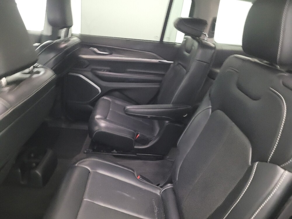 2021 Jeep Grand Cherokee L in Pittsburgh, PA 15237 - 18097174 18