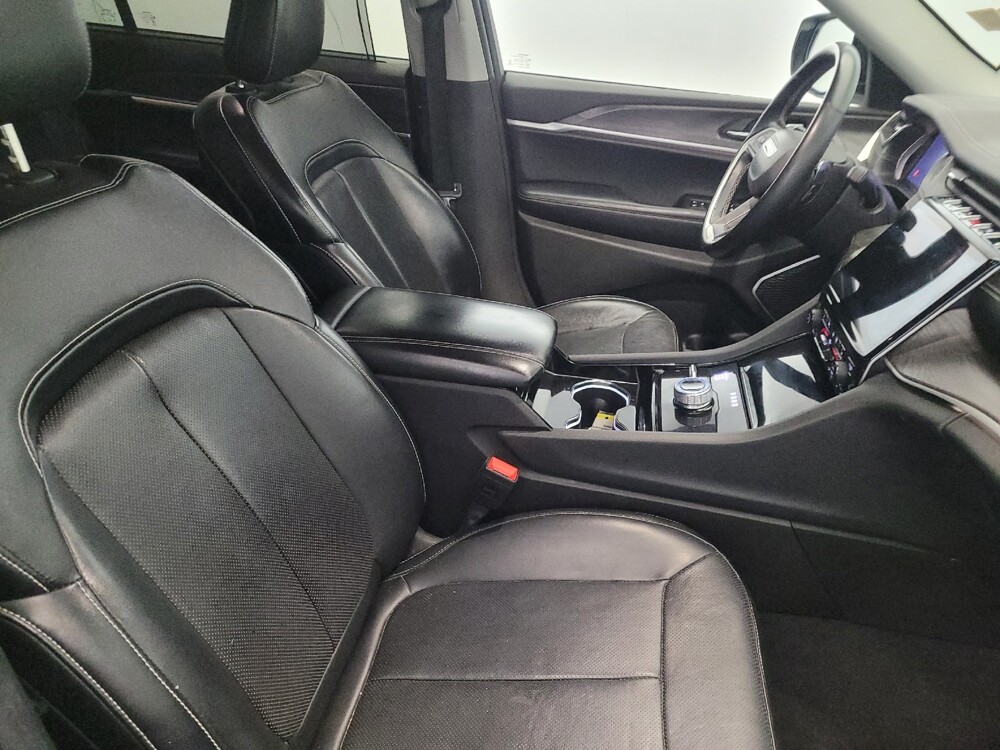 2021 Jeep Grand Cherokee L in Pittsburgh, PA 15237 - 18097174 21