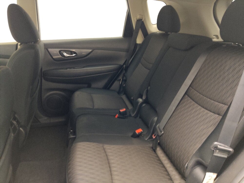 2017 Nissan Rogue in Orlando, FL 32808 - 18097181 18