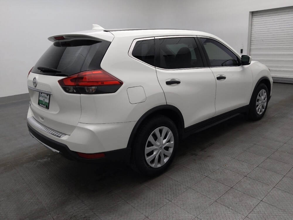 2017 Nissan Rogue in Orlando, FL 32808 - 18097181 10