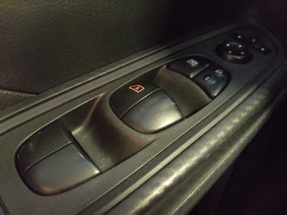 2020 Nissan Versa in Chandler, AZ 85225 - 18097184 27