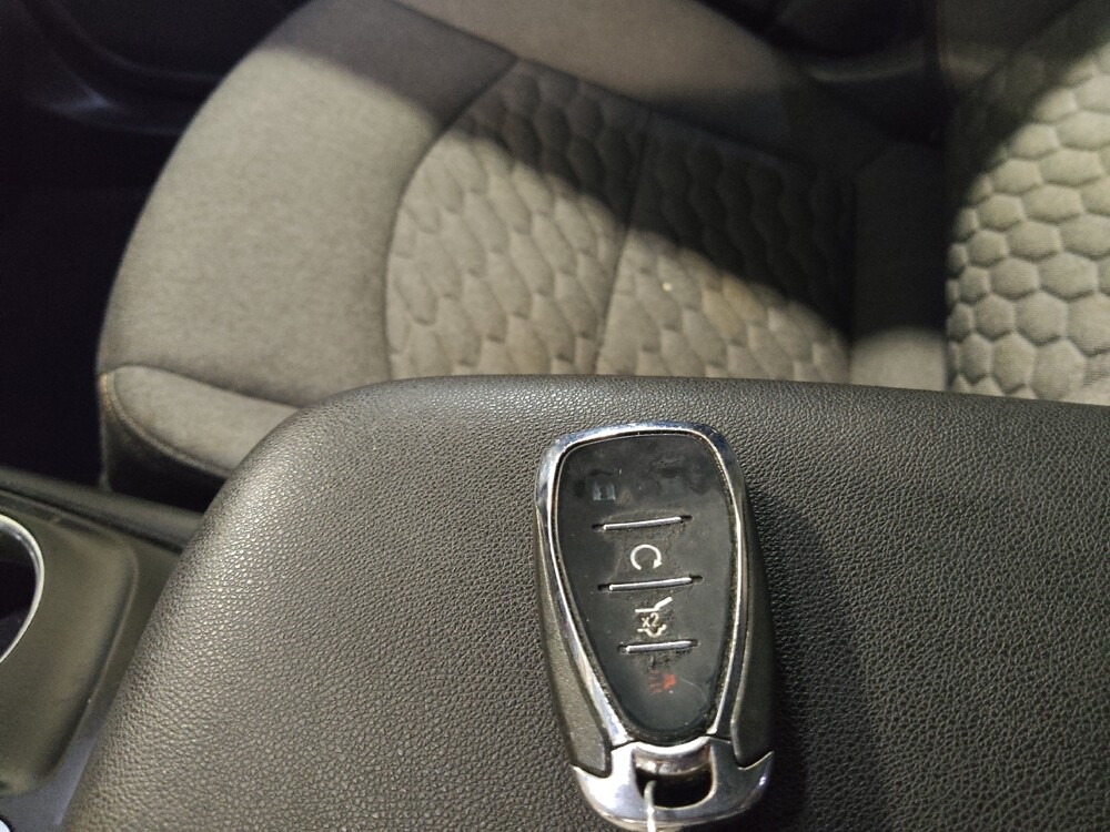 2018 Chevrolet Equinox in Oklahoma City, OK 73139 - 18097186 32