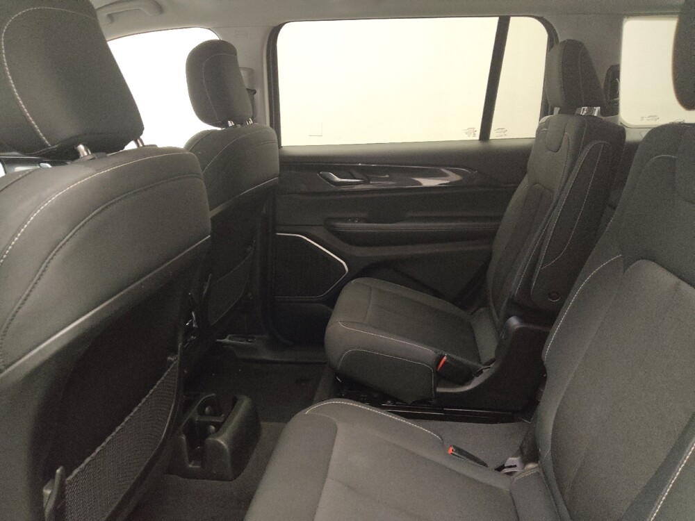 2022 Jeep Grand Cherokee L in Midlothian, IL 60445 - 18097189 18