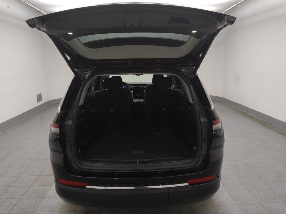 2022 Jeep Grand Cherokee L in Midlothian, IL 60445 - 18097189 29