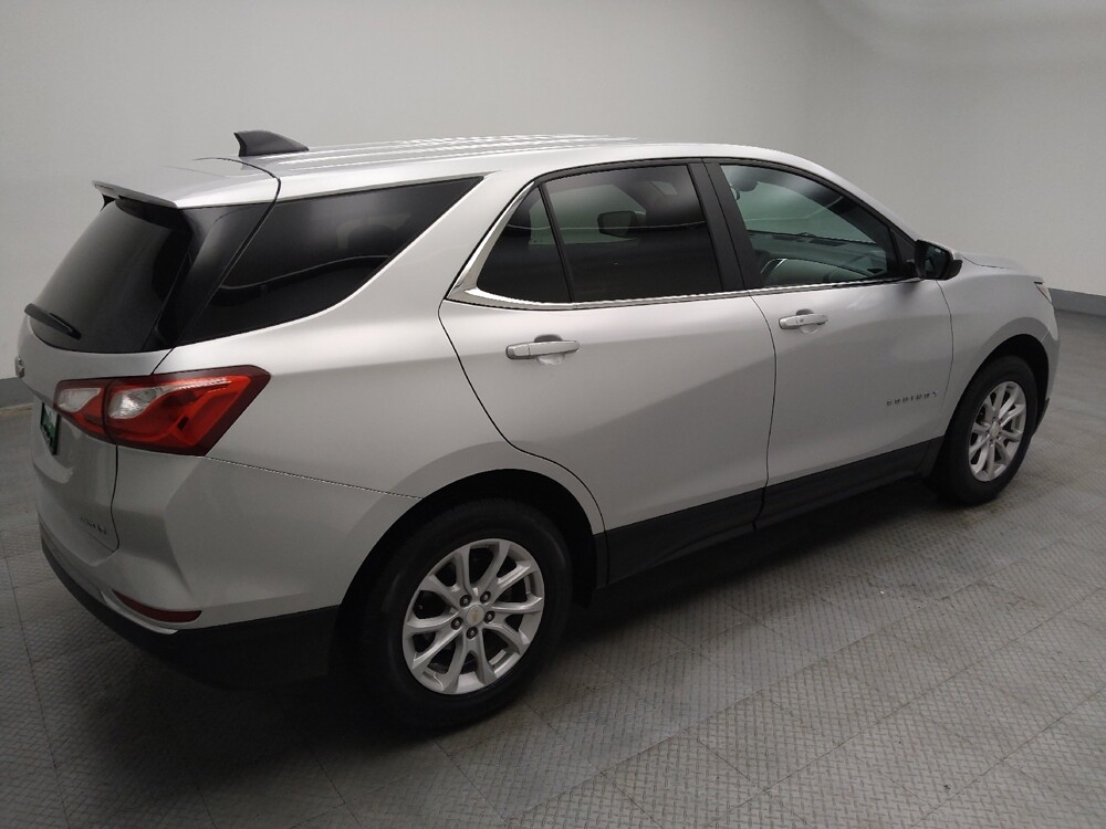 2021 Chevrolet Equinox in Midlothian, IL 60445 - 18097190 10