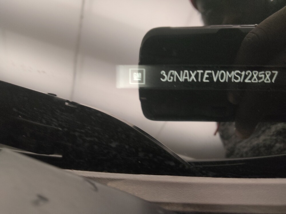 2021 Chevrolet Equinox in Midlothian, IL 60445 - 18097190 33