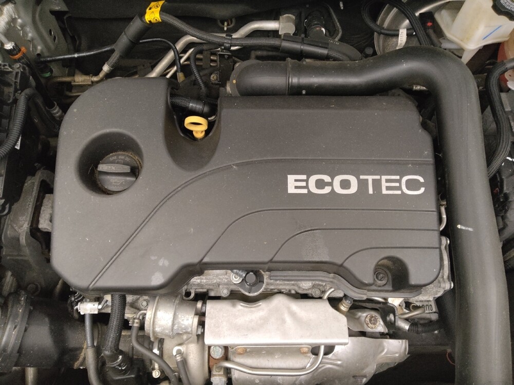 2021 Chevrolet Equinox in Midlothian, IL 60445 - 18097192 30