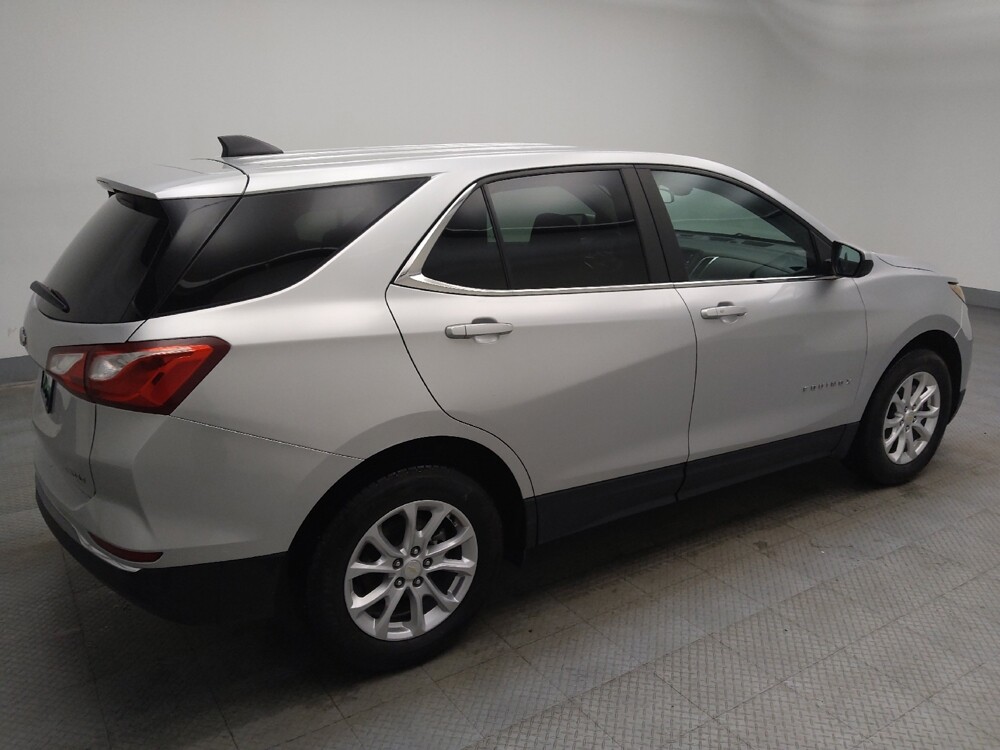 2021 Chevrolet Equinox in Midlothian, IL 60445 - 18097192 10